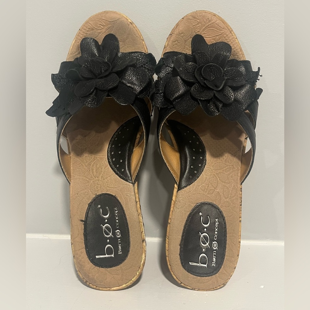 b.o.c. Born Concepts Women's Manona Slip-On Wedge Sandals - Size 6 - Picture 6 of 10